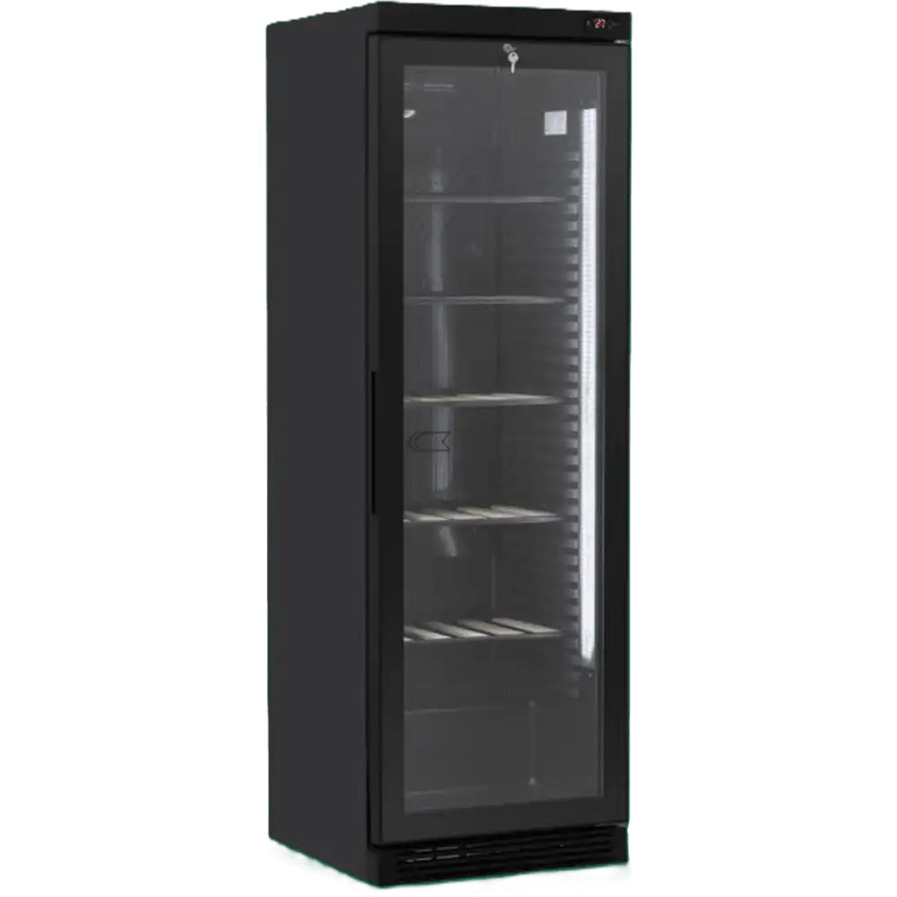 crystal wine chilled display